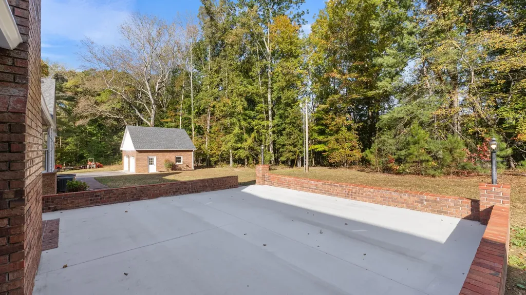416 Powers Road Manchester TN 37355