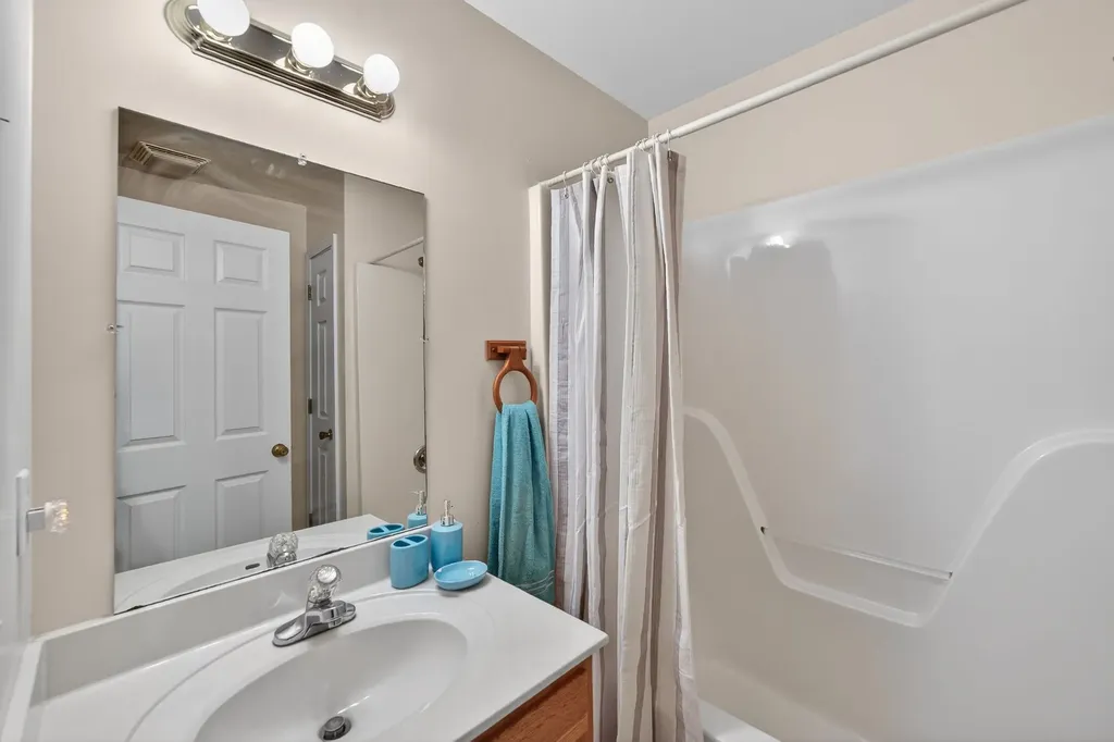 833 Blakemore Road Dickson TN 37055
