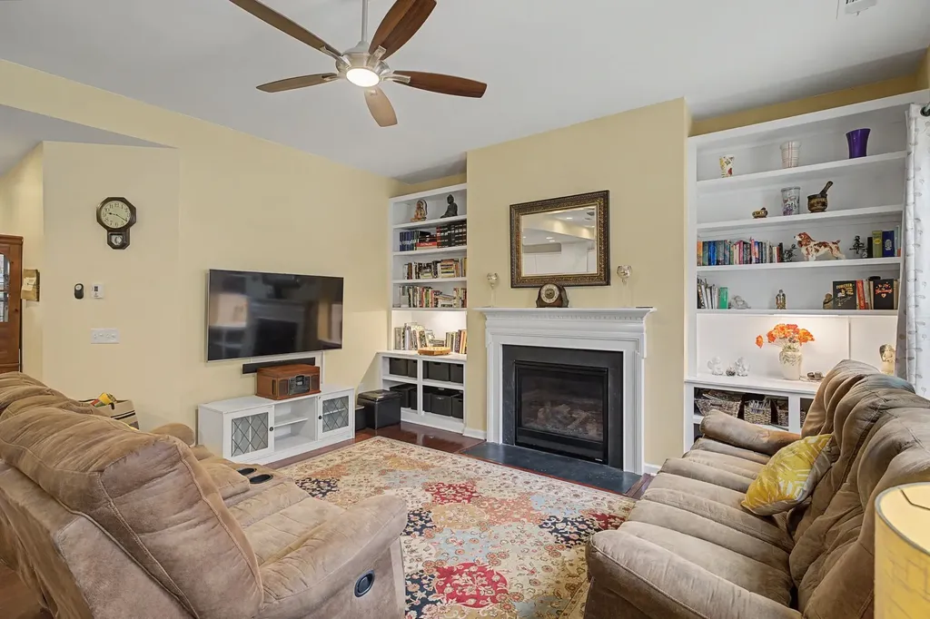 6781 Pleasant Gate Lane College Grove TN 37046
