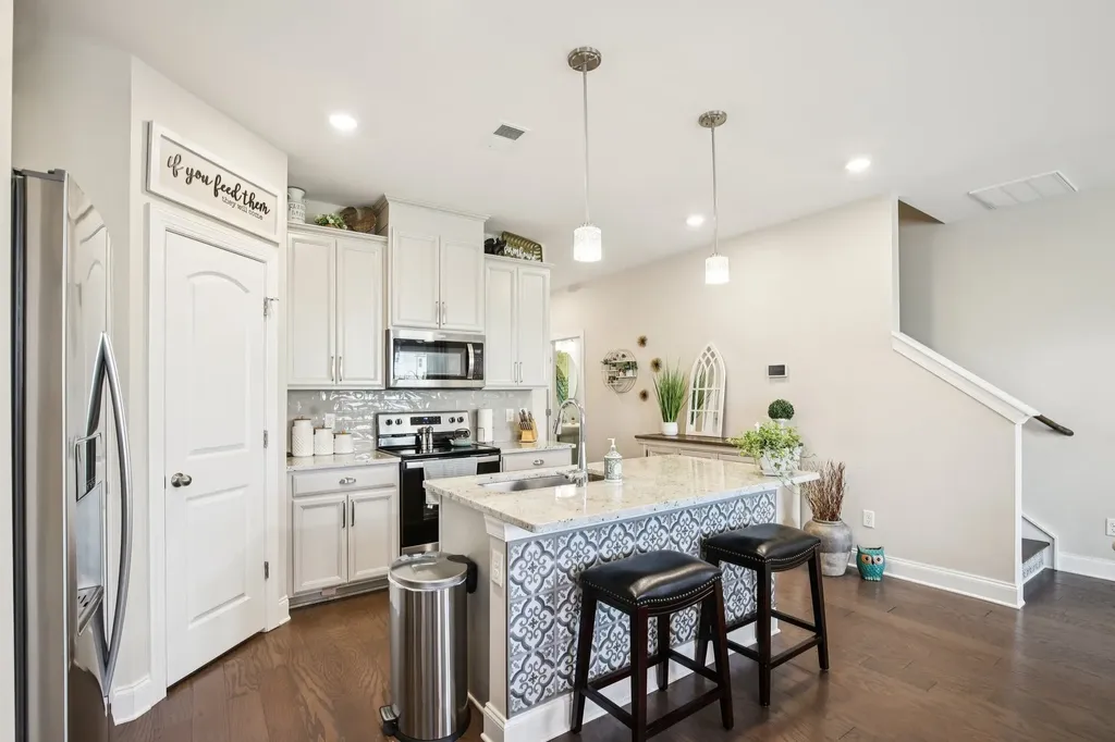 423 Palmetto Drive Columbia TN 38401