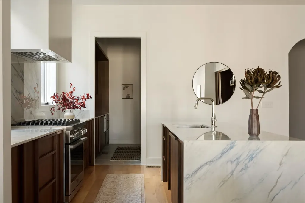 547A Moore Avenue Nashville TN 37203