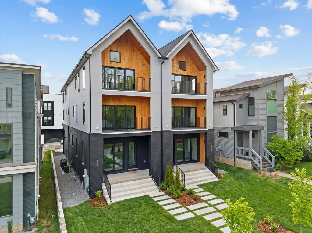 547A Moore Avenue Nashville TN 37203