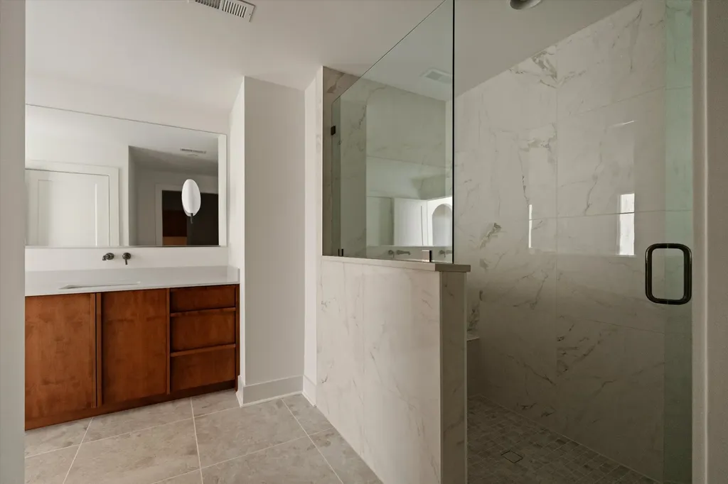 547A Moore Avenue Nashville TN 37203