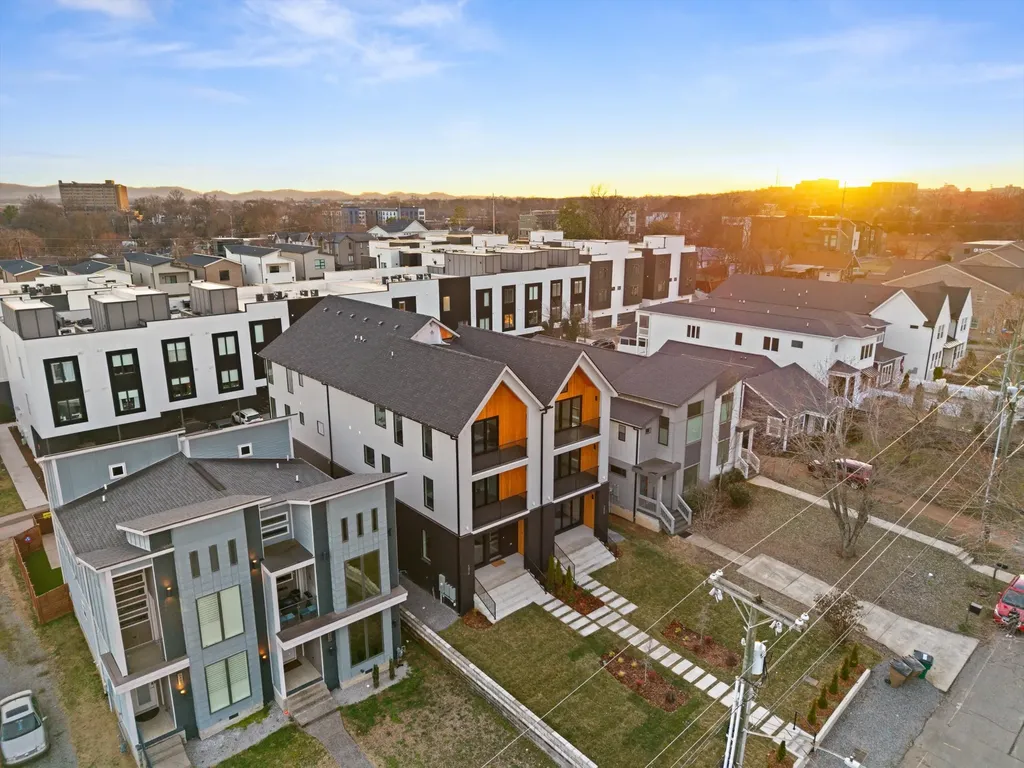 547A Moore Avenue Nashville TN 37203