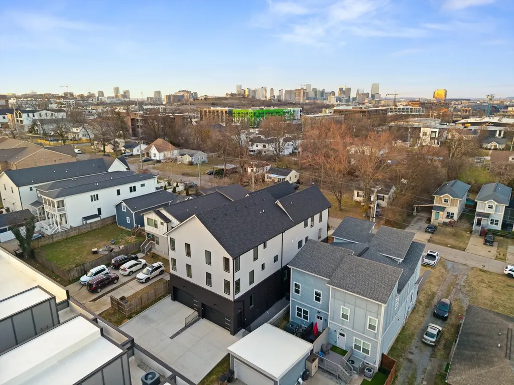 547A Moore Avenue Nashville TN 37203