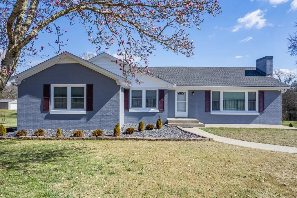 108 North Hardin Drive Columbia TN 38401