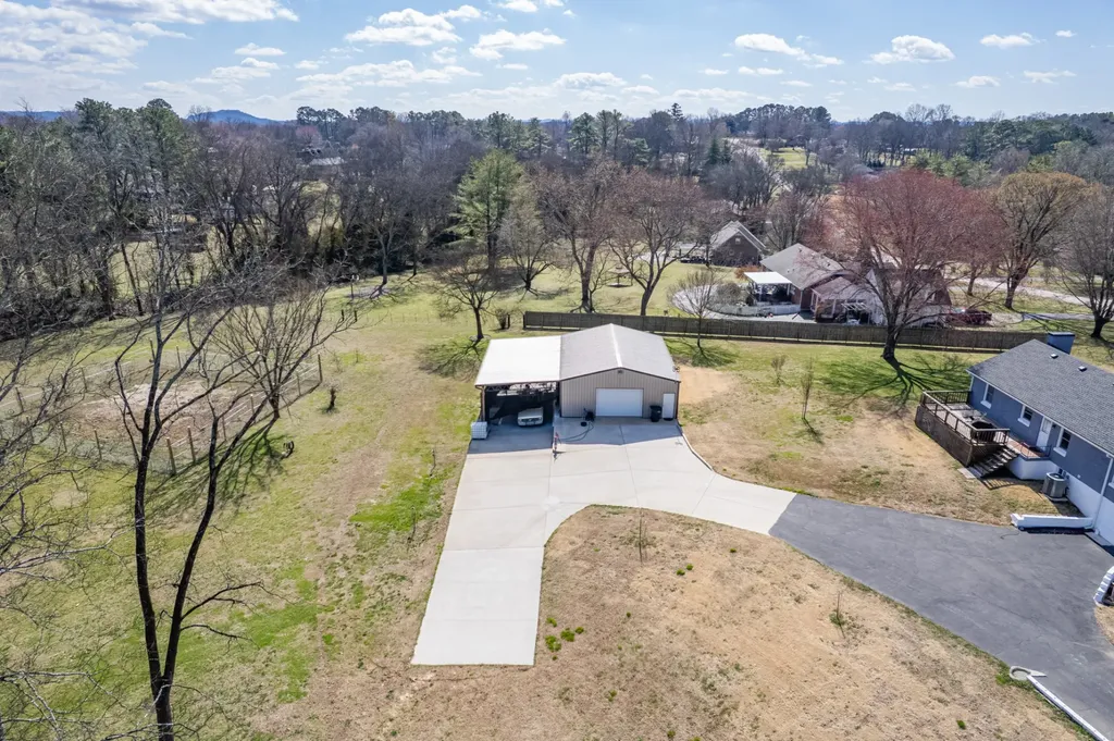 108 North Hardin Drive Columbia TN 38401