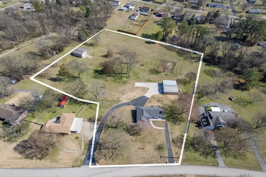 108 North Hardin Drive Columbia TN 38401