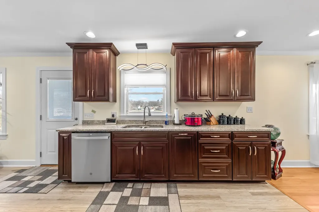 108 North Hardin Drive Columbia TN 38401