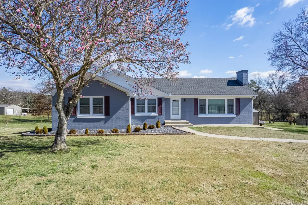 108 North Hardin Drive Columbia TN 38401