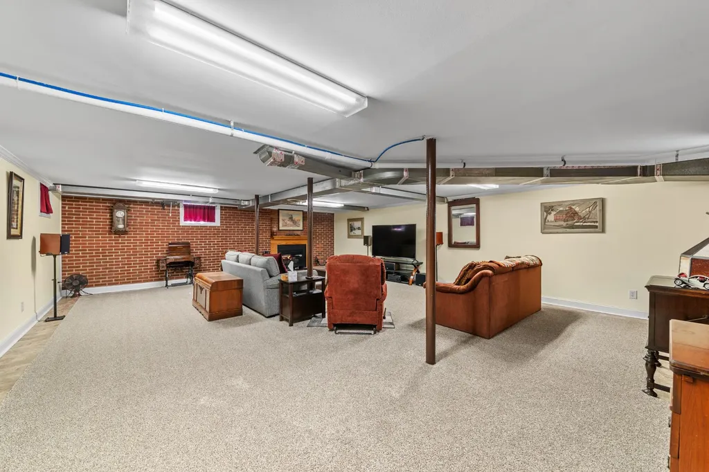 108 North Hardin Drive Columbia TN 38401