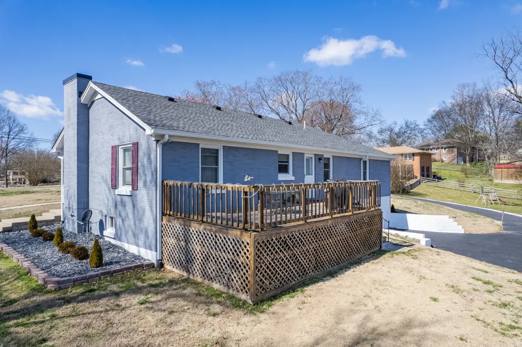 108 North Hardin Drive Columbia TN 38401