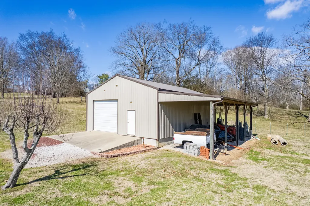 108 North Hardin Drive Columbia TN 38401