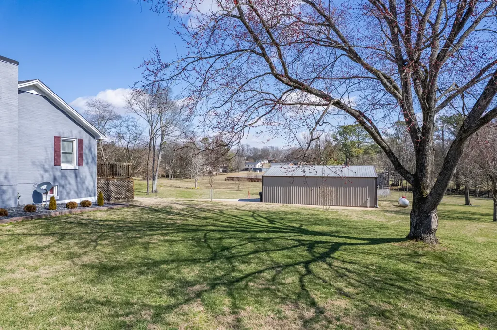 108 North Hardin Drive Columbia TN 38401