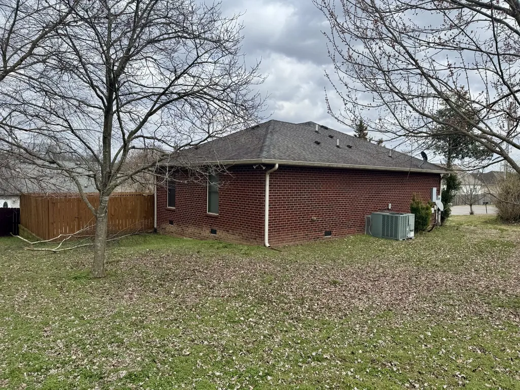 202 Oxford Place Gallatin TN 37066