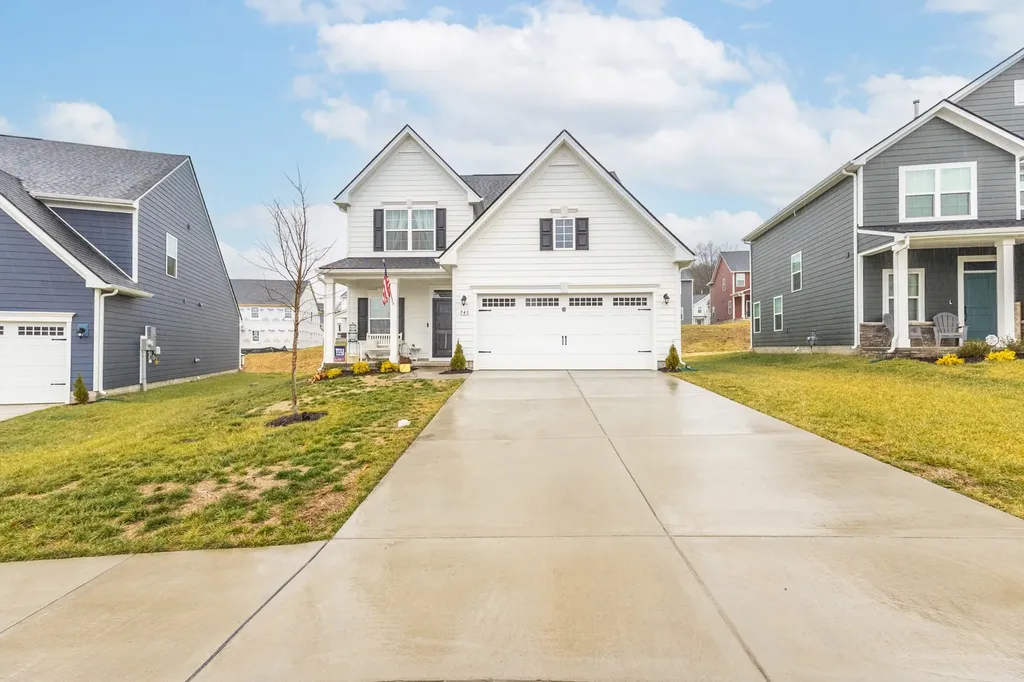 940 Green Valley Smyrna TN 37167