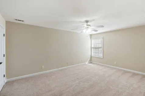 137 Clarendon Trace Clarksville TN 37043