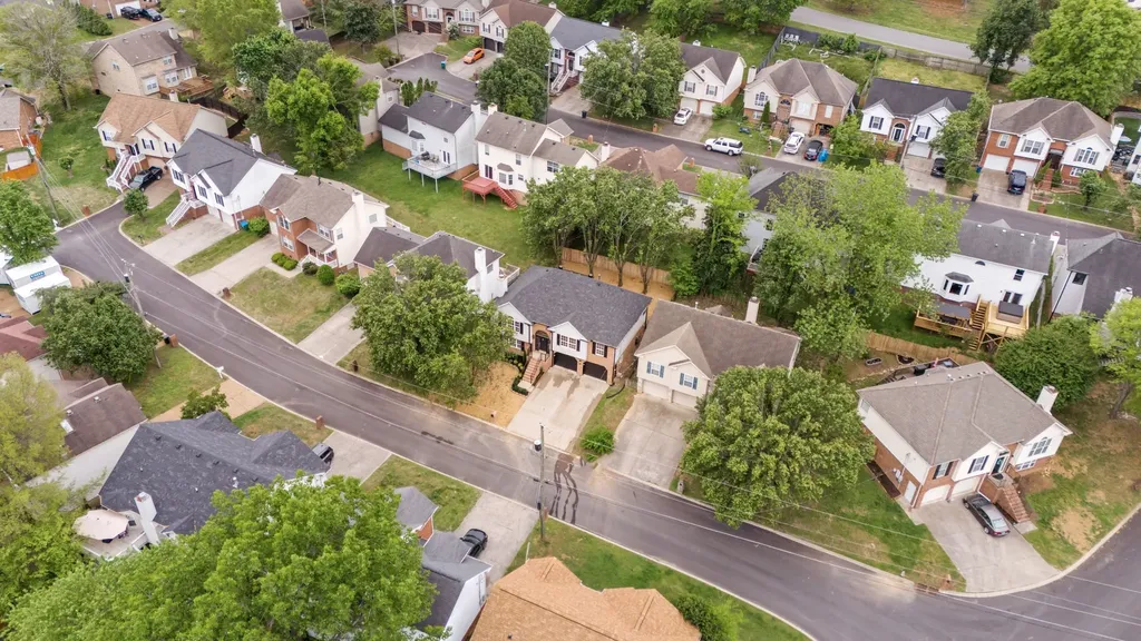 104 Edgewater Place Hendersonville TN 37075