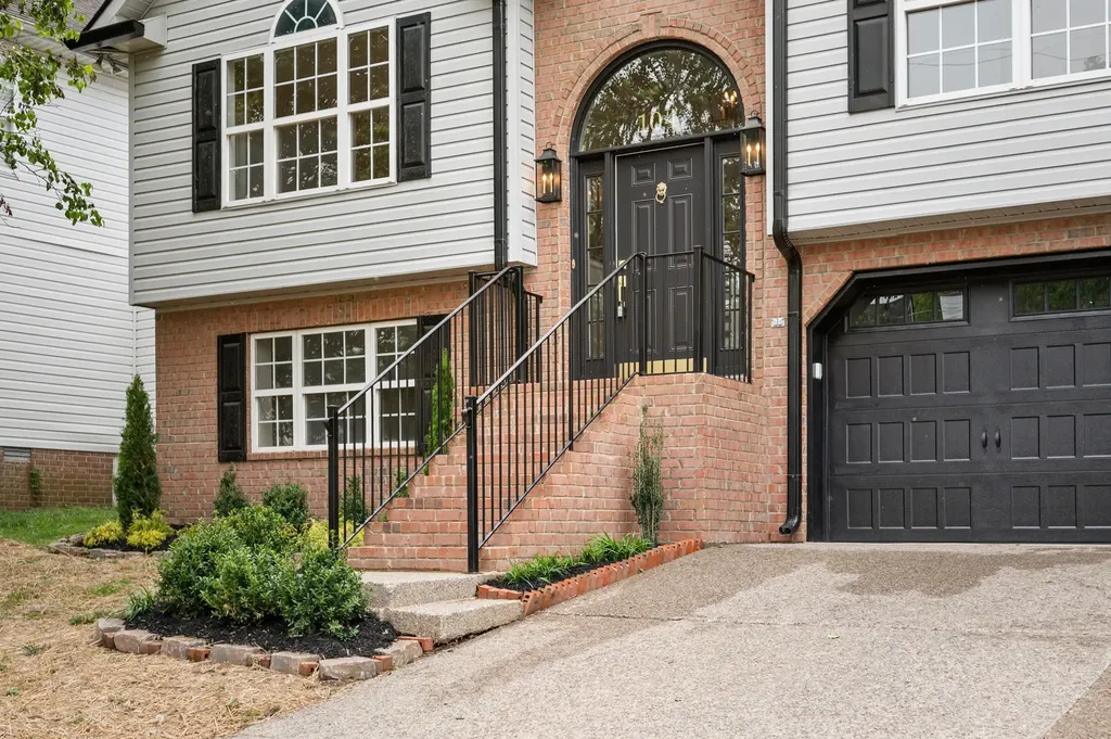 104 Edgewater Place Hendersonville TN 37075
