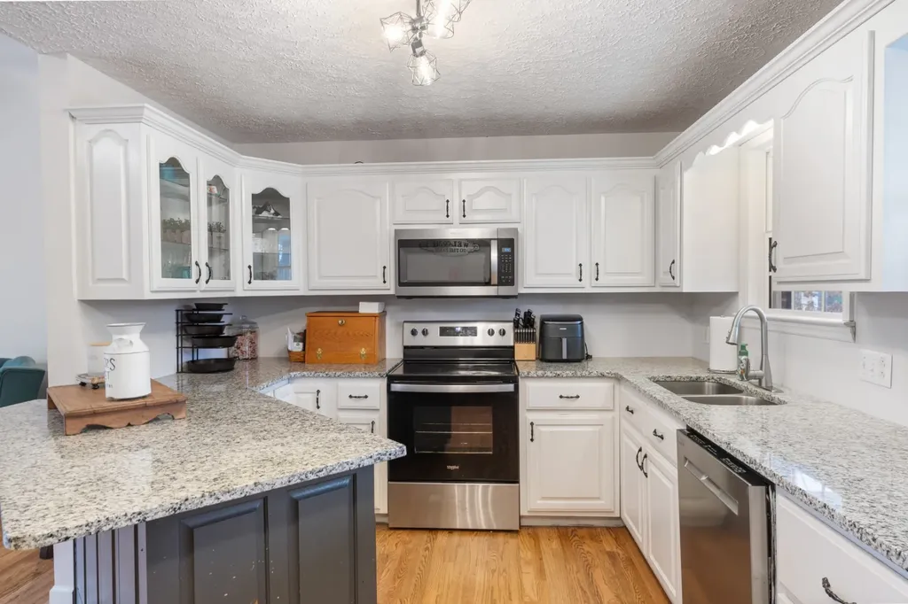 2323 Nubbin Ridge Road Dickson TN 37055