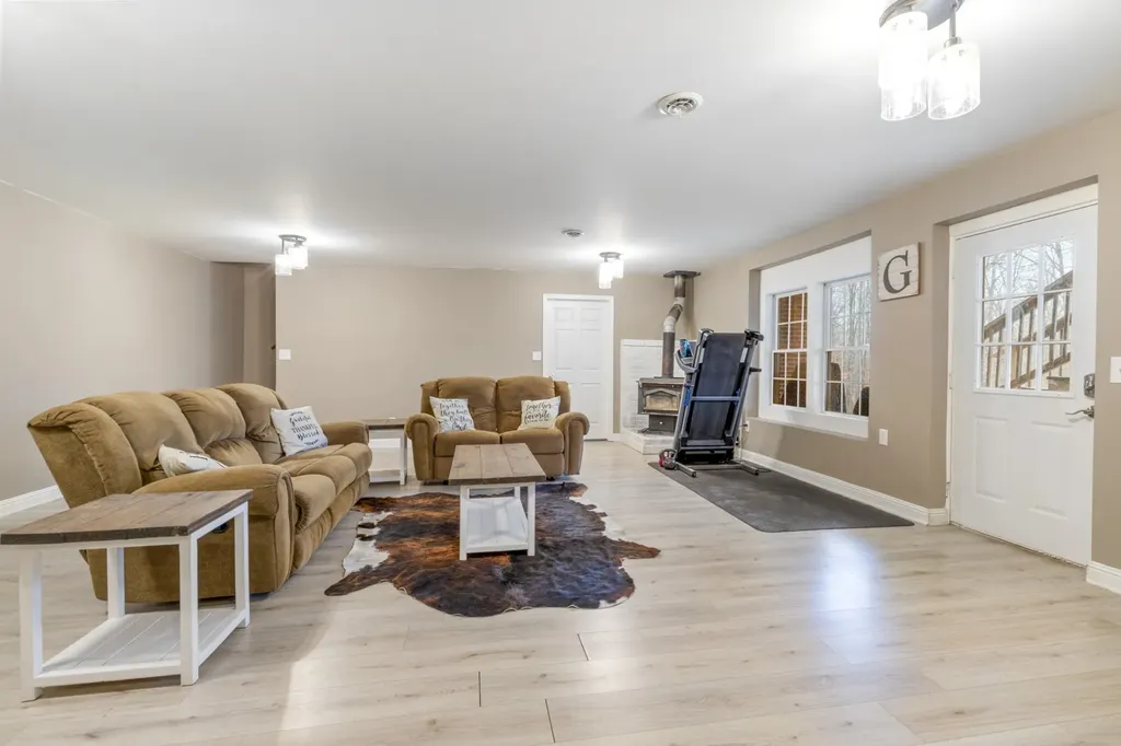 2323 Nubbin Ridge Road Dickson TN 37055