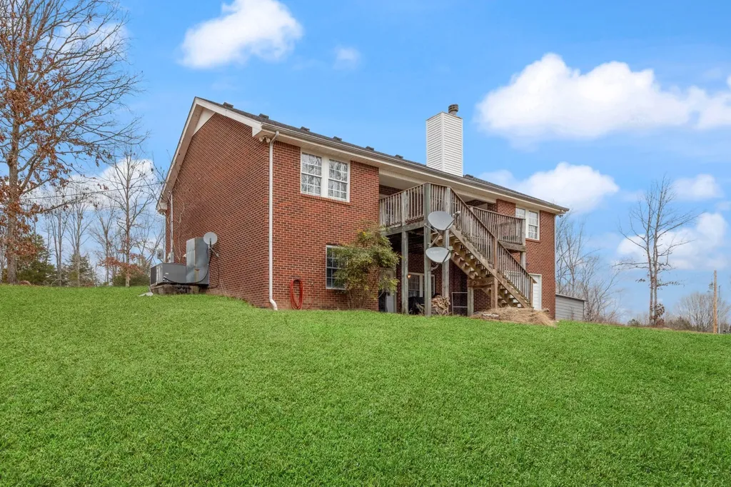 2323 Nubbin Ridge Road Dickson TN 37055