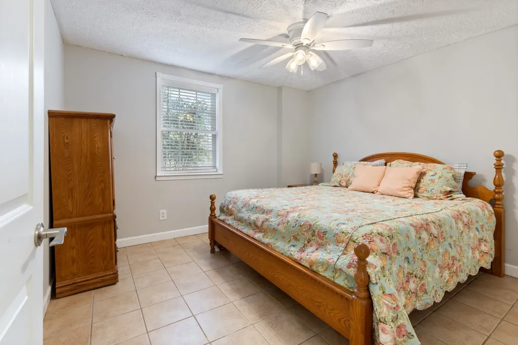 2323 Nubbin Ridge Road Dickson TN 37055