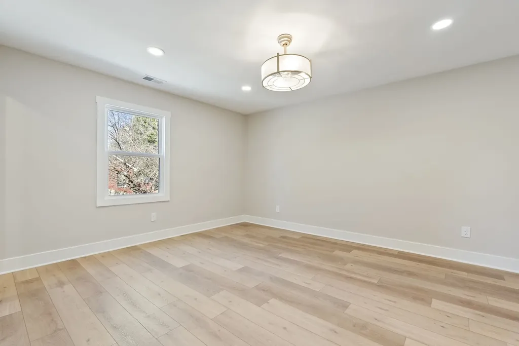 510 Iris Avenue Murfreesboro TN 37128
