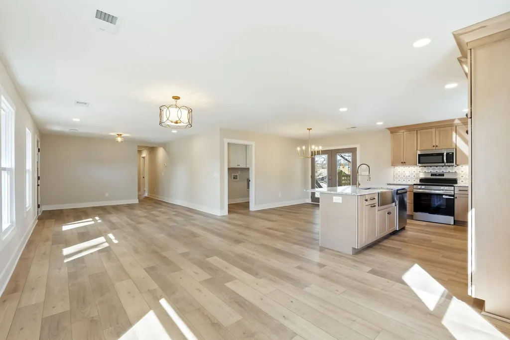 510 Iris Avenue Murfreesboro TN 37128