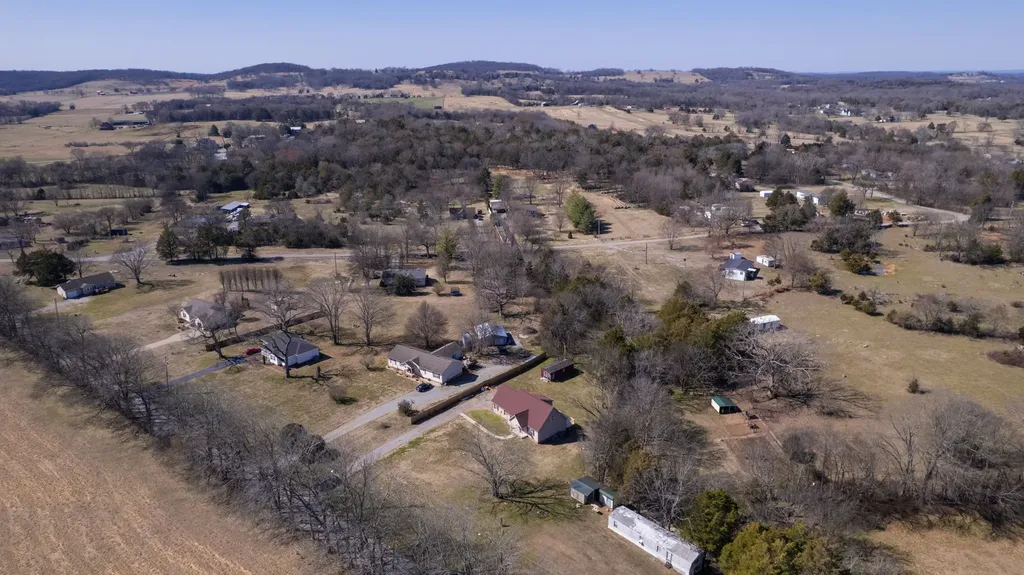 1707 Old Rome Pike Lebanon TN 37087
