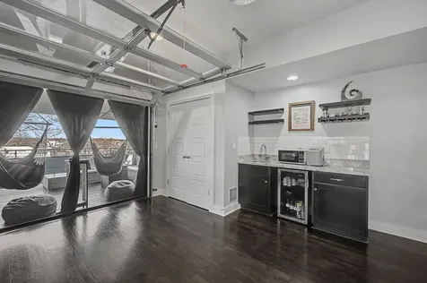 1802B 7th Avenue, N Nashville TN 37208