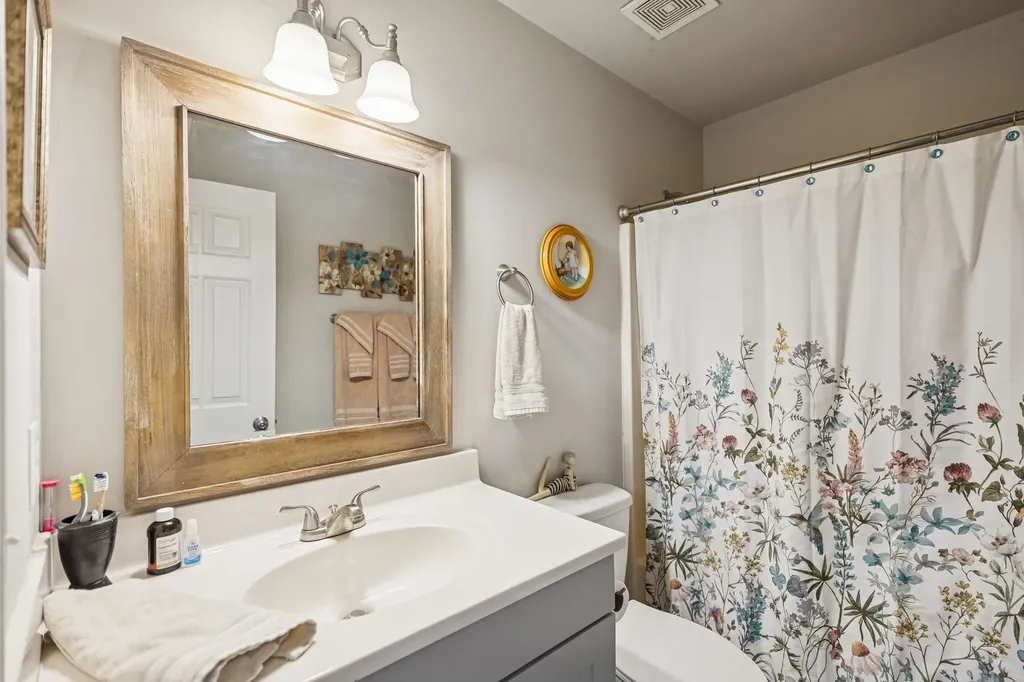 1815 Thompson Road Murfreesboro TN 37128