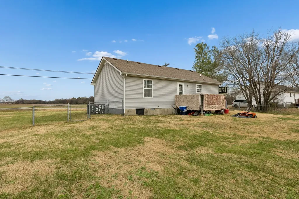1815 Thompson Road Murfreesboro TN 37128