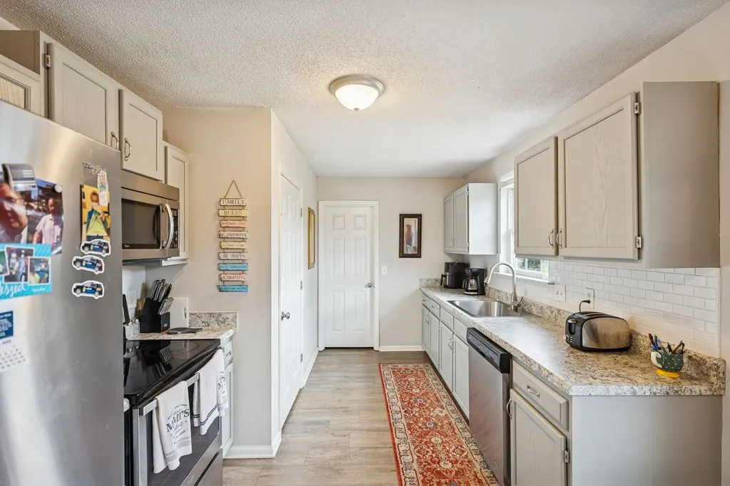 1815 Thompson Road Murfreesboro TN 37128