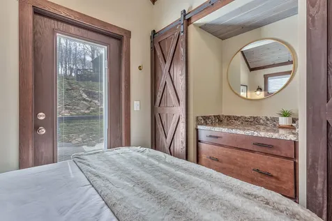 42 Oakleaf Trail Tracy City TN 37387