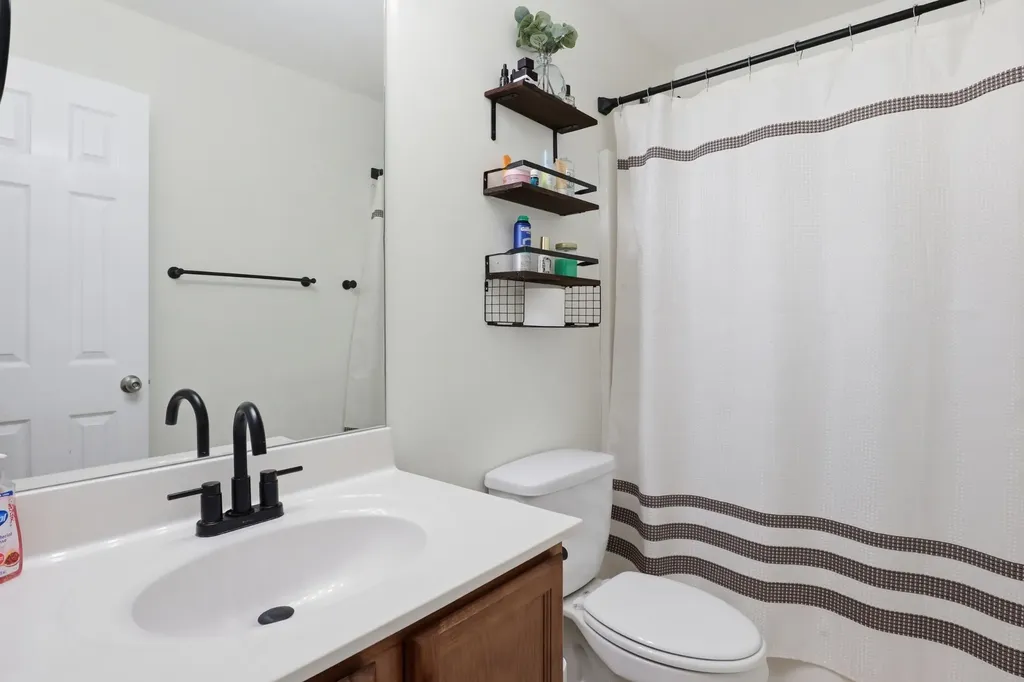 1038 Sitting Bull Crossing Murfreesboro TN 37128