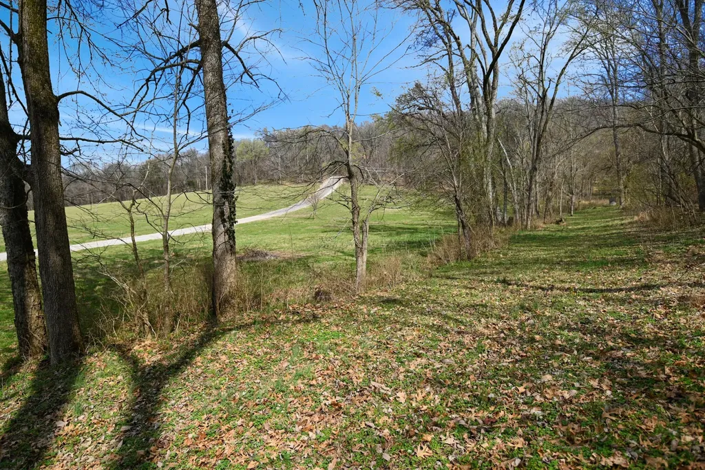 4050 Cantebury Drive Culleoka TN 38451