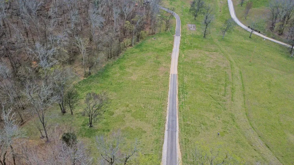 4050 Cantebury Drive Culleoka TN 38451