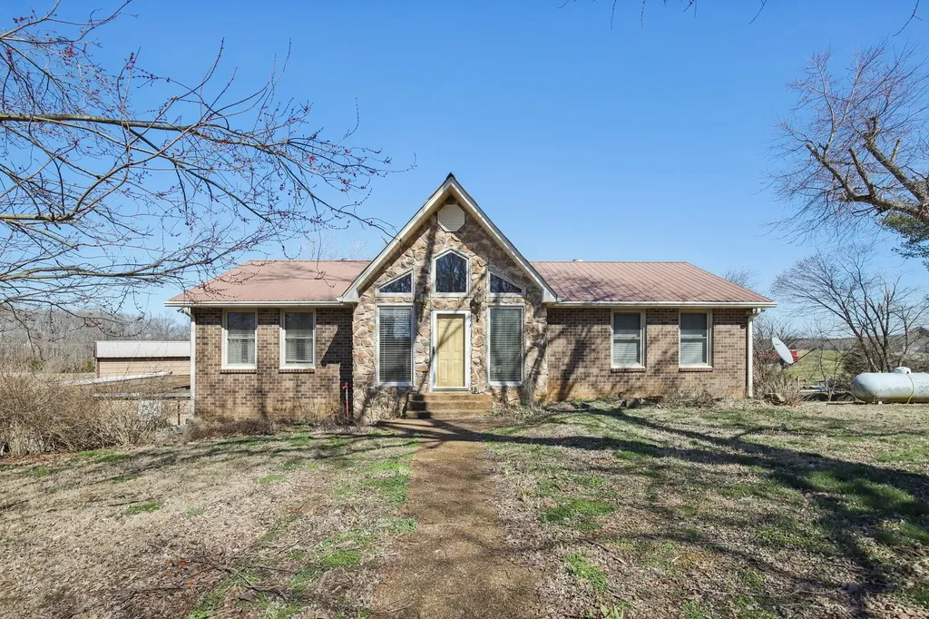 7562 Crow Cut Road Fairview TN 37062