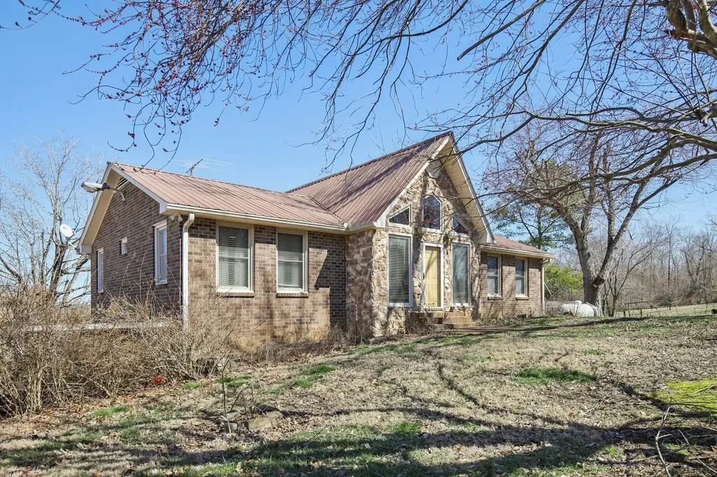 7562 Crow Cut Road Fairview TN 37062