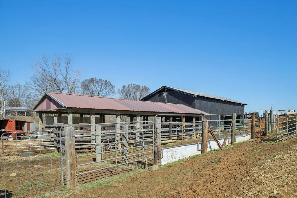 7562 Crow Cut Road Fairview TN 37062