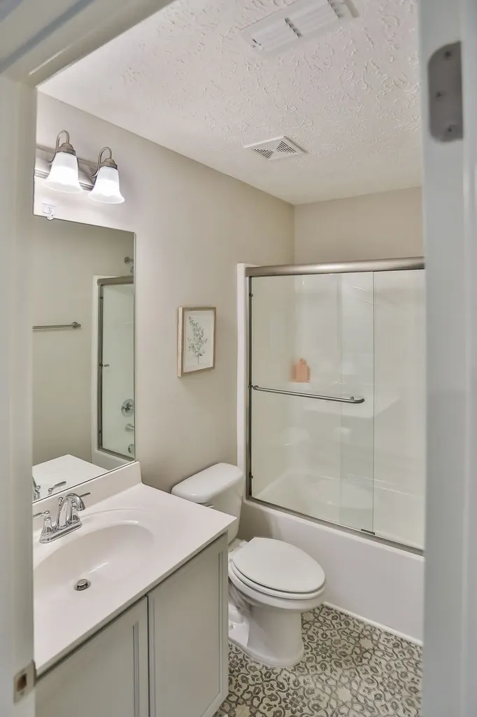 1642 Calypso Drive Murfreesboro TN 37128