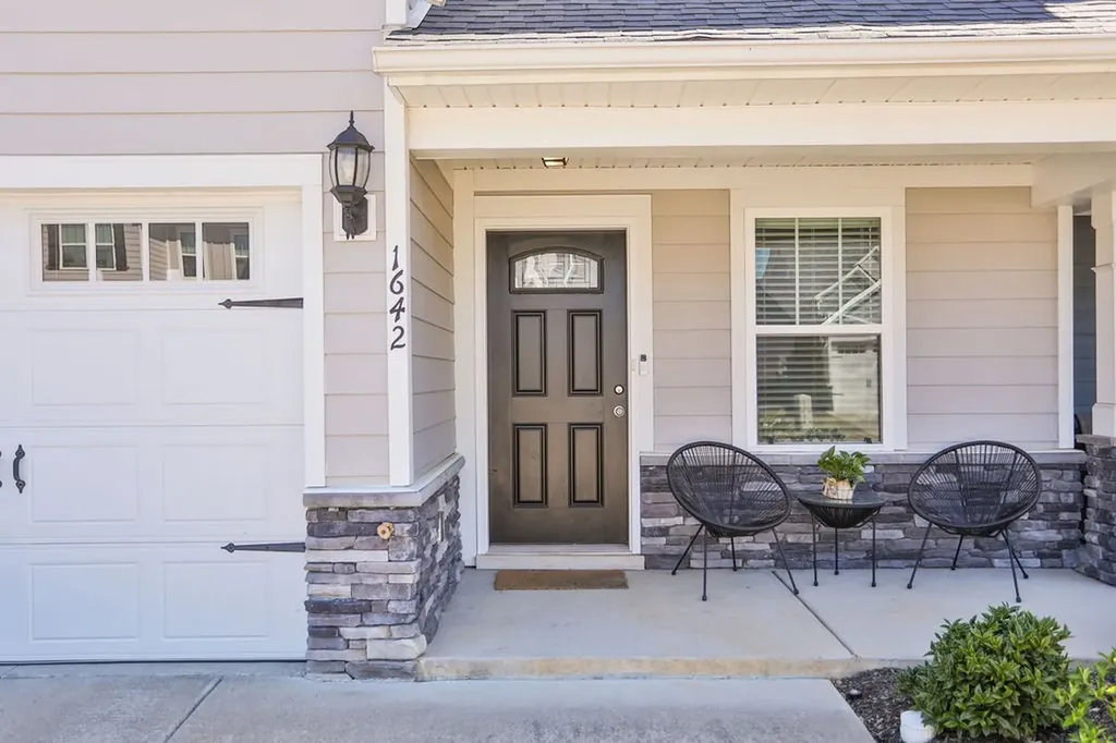 1642 Calypso Drive Murfreesboro TN 37128