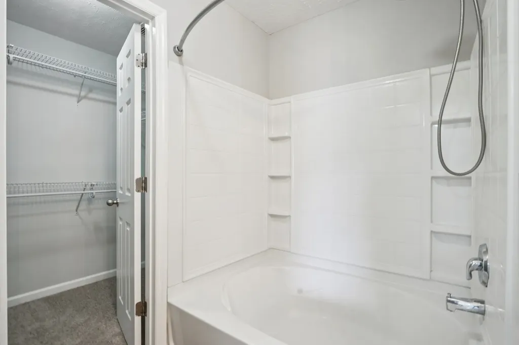 4917 Laura Jeanne Boulevard Murfreesboro TN 37129