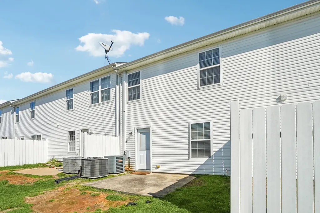 4917 Laura Jeanne Boulevard Murfreesboro TN 37129
