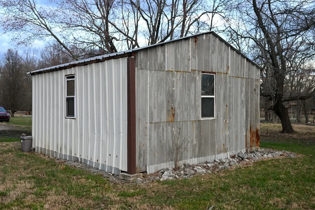 843 Halltown Road Portland TN 37148