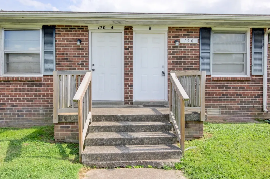 120 Tandy Drive Clarksville TN 37042
