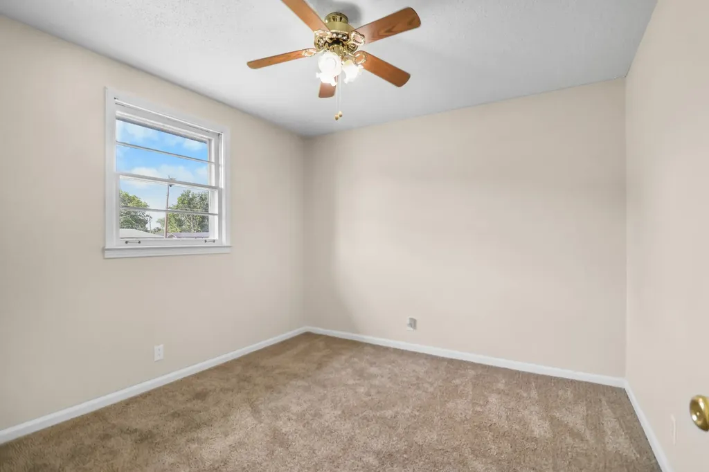 120 Tandy Drive Clarksville TN 37042