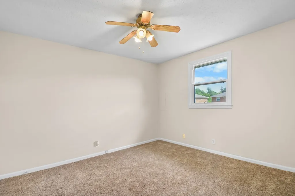 120 Tandy Drive Clarksville TN 37042