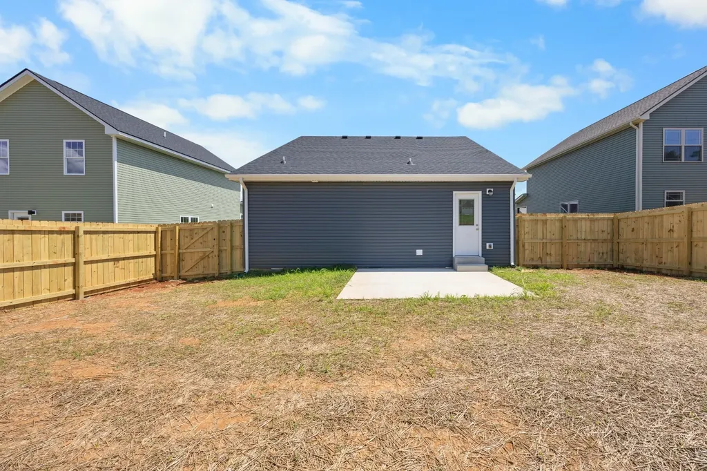2627 Scott Drive Clarksville TN 37042